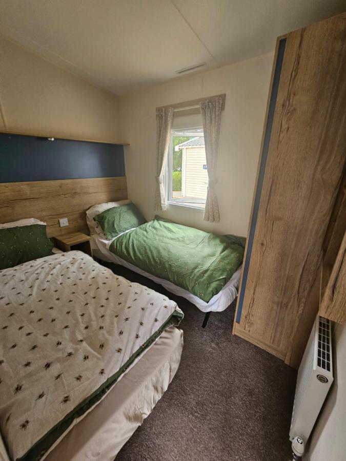 Hotel 46 Pine Ridge Poole Esterno foto